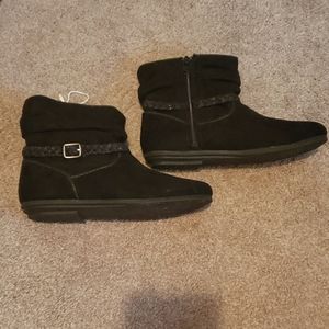 Girl's Black Boots (Size 3)